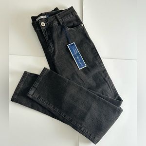 Bandolino Women's Mandie Signature Fit High Rise Straight Jean Grey Size 6